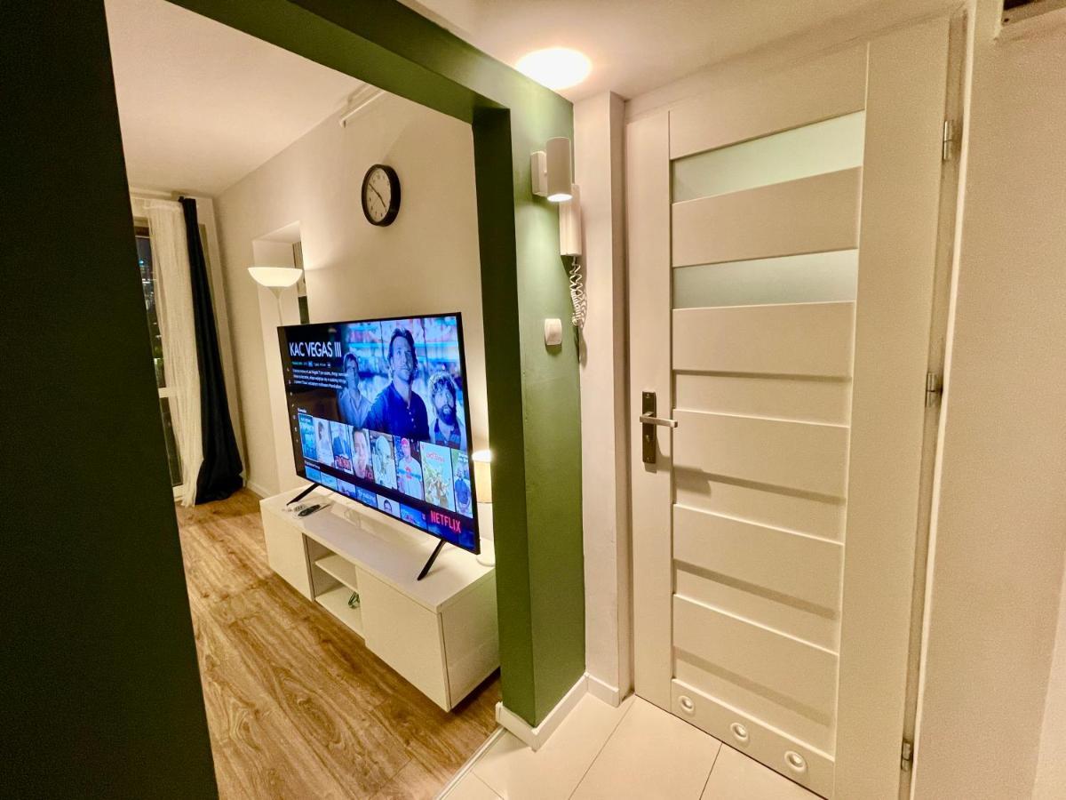 Holiday Metro Fast Wifi Tv'70 Netflix Hbo Appletv وارسو المظهر الخارجي الصورة
